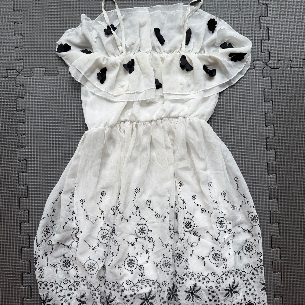 Romantic 3D Floral & Eyelet Embroidered Dress
